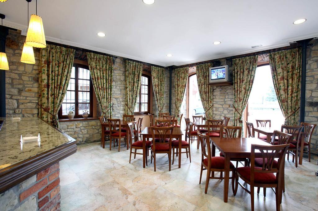 Imperion Hotel Cangas de Onis Ngoại thất bức ảnh