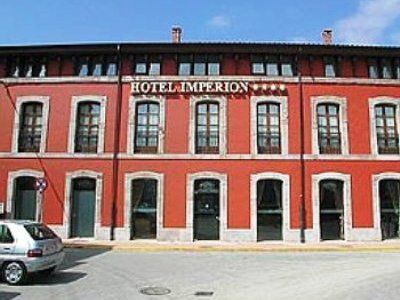 Imperion Hotel Cangas de Onis Ngoại thất bức ảnh