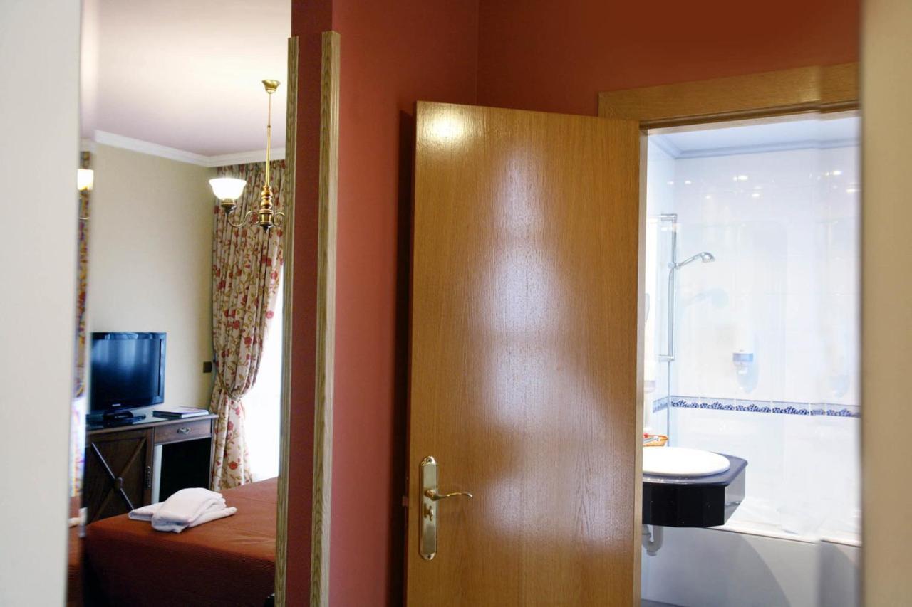 Imperion Hotel Cangas de Onis Phòng bức ảnh